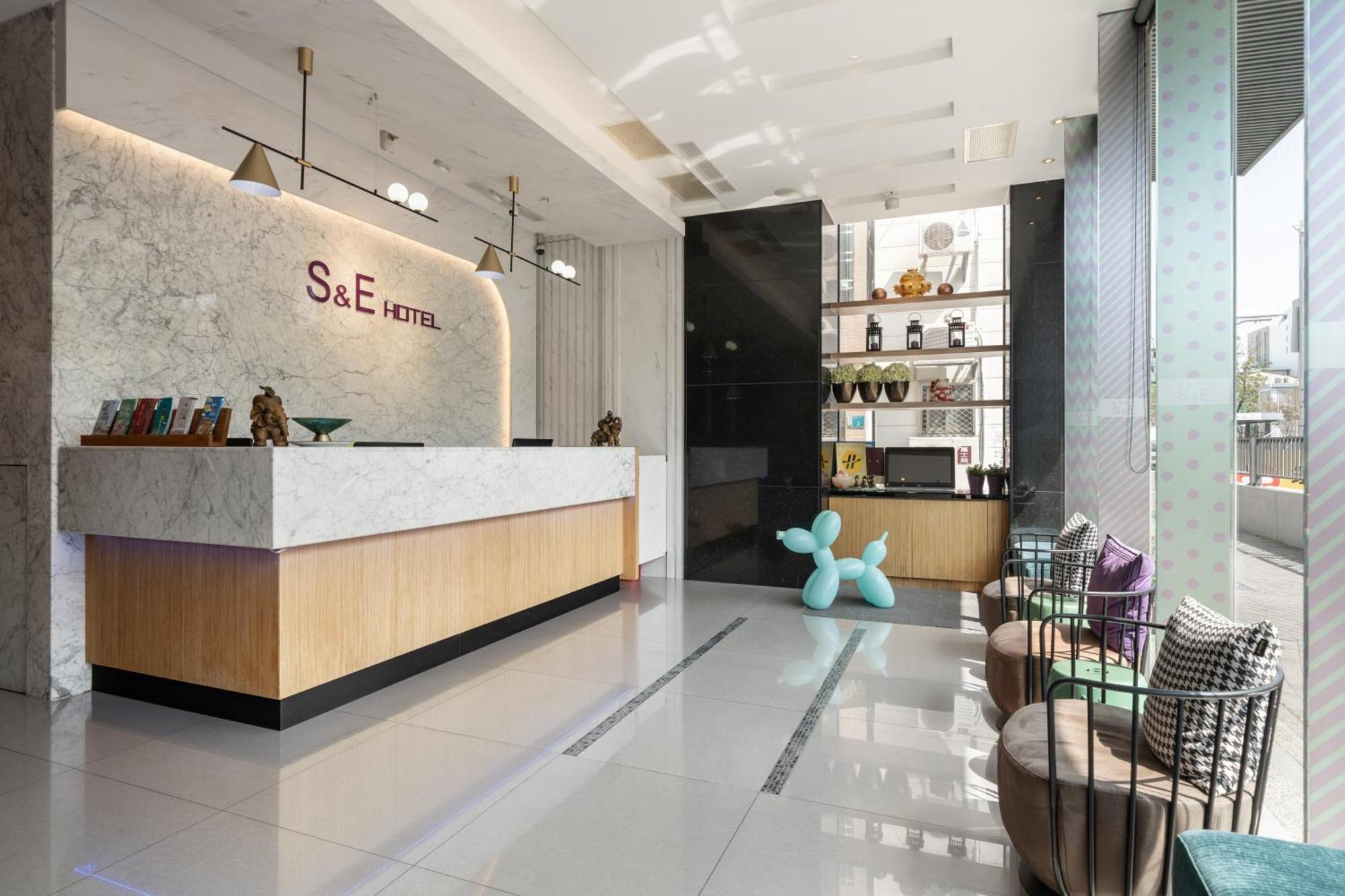 S&E ホテル 台南 エクステリア 写真